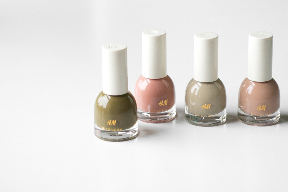 视频:严爵忍痛割爱吉他义卖 为母庆生赠8位数大礼_三亿体育(图3) 三亿体育官网