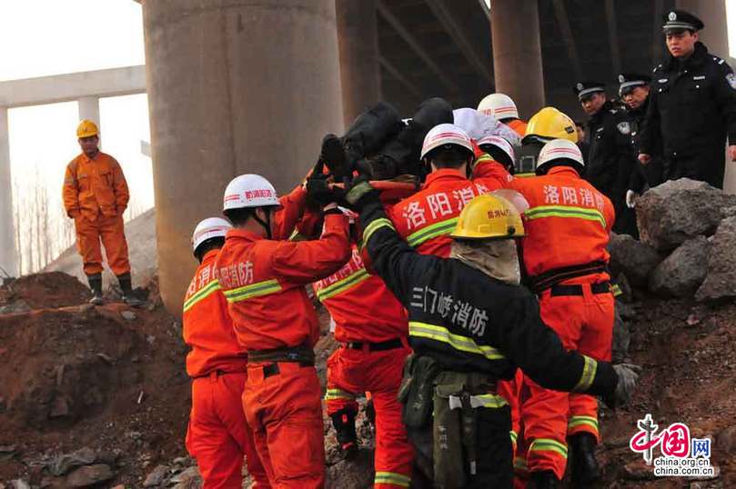 王心凌暴瘦到39公斤 七夕与工作共度“情人节”【三亿体育手机版】(图2) 三亿体育官网