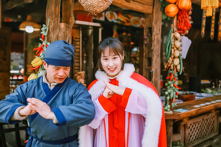 第五人格金皮爆料 宿伞之魂神眷/机械师小红帽-三亿体育官网(图3) 三亿体育官网