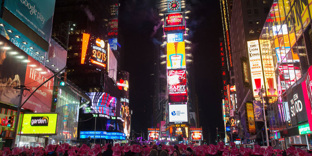 花样年试水酒店信托 楼市下半场比拼金融?_三亿体育官网