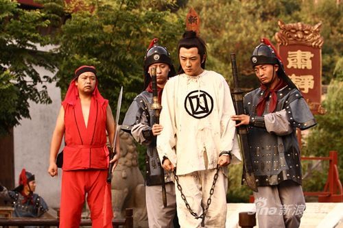 三亿体育官网_正版授权放置手游《白小飞大冒险》 即将开启首测