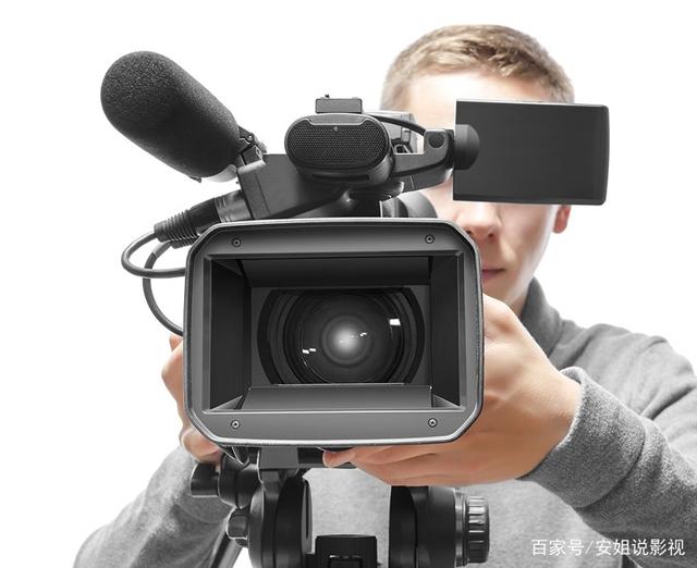 三亿体育-査可欣化名Kelli报名新能量 以新人姿态参加倍受关注