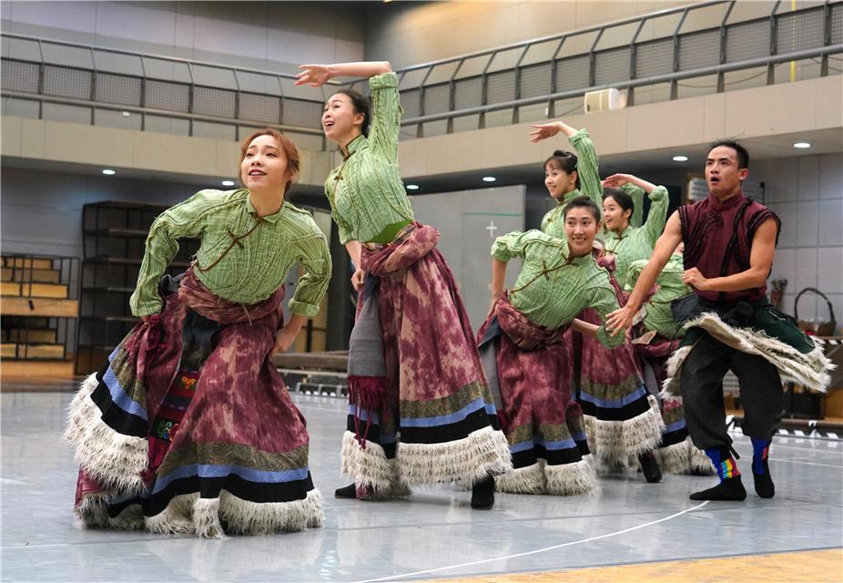 三亿体育手机版